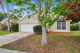 2609 Meadow Oaks Loop, Clermont, FL 34714 - Photo 2