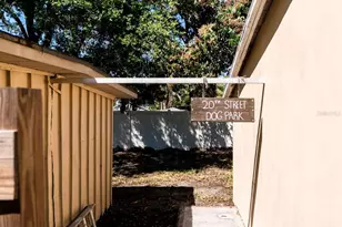 400 20th St E, Bradenton, FL 34208 - Photo 12