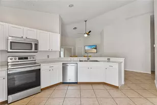 425 Pine Cone Dr, Davenport, FL 33897 - Photo 14
