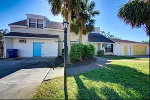 2932 Lexington St, Sarasota, FL 34231 - Photo 2