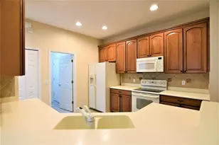 8711 Hastings Beach Blvd, Orlando, FL 32829 - Photo 8