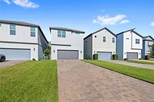 1937 Standing Rock Cir, Oakland, FL 34787 - Photo 36