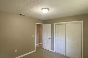 804 E Orchid Ave, Tampa, FL 33612 - Photo 18