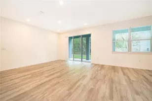 5261 Luisa Ct, Saint Cloud, FL 34771 - Photo 12