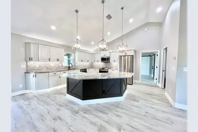 6425 SW 180th Circle, Dunnellon, FL 34432 - Photo 2