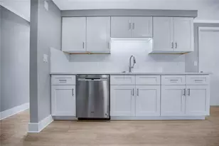 9151 Fairweather Dr, Largo, FL 33773 - Photo 16