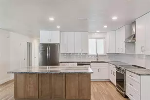 3050 Princeton Ave, Daytona Beach, FL 32118 - Photo 12