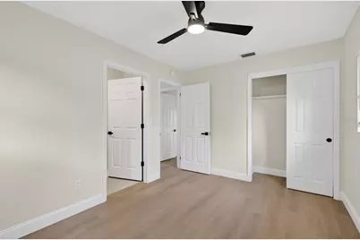 6020 Cresthill Drive, Tampa, FL 33615 - Photo 8