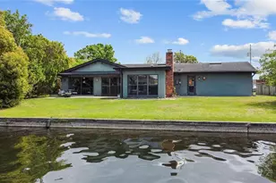 2601 Windward Ct, Orlando, FL 32805 - Photo 2