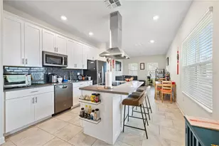11368 Satire St, Orlando, FL 32832 - Photo 8