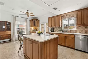 821 N Fern Creek Ave, Orlando, FL 32803 - Photo 12