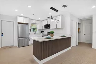 483 Pennsylvania Ave, Winter Garden, FL 34787 - Photo 10