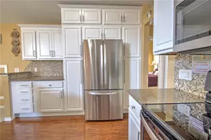 684 Yorkshire Dr, Oviedo, FL 32765 - Photo 14