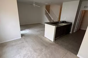 2532 Grand Central Pkwy, Orlando, FL 32839 - Photo 8
