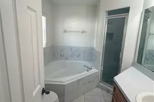 1011 Cannes Dr, Kissimmee, FL 34759 - Photo 16