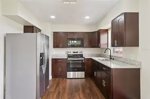 1109 Valencia Ave, Haines City, FL 33844 - Photo 8