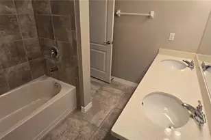 7564 Bishop Square Dr, Winter Garden, FL 34787 - Photo 10