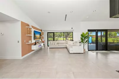 6747 Edgeworth Dr, Orlando, FL 32819 - Photo 4