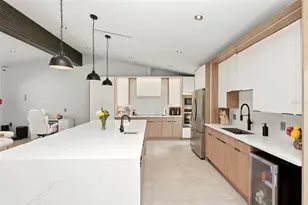 6747 Edgeworth Dr, Orlando, FL 32819 - Photo 22