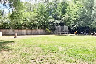 25930 Sackamaxon Dr, Sorrento, FL 32776 - Photo 20