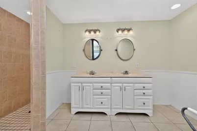 7110 San Casa Drive, Englewood, FL 34224 - Photo 16