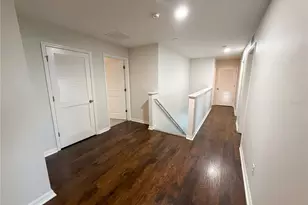 35687 Hillbrook Ave, Zephyrhills, FL 33541 - Photo 14