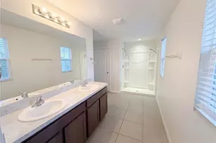 35687 Hillbrook Ave, Zephyrhills, FL 33541 - Photo 6