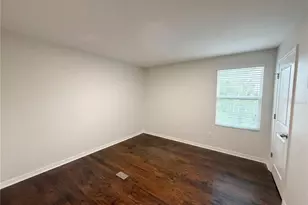 35687 Hillbrook Ave, Zephyrhills, FL 33541 - Photo 16