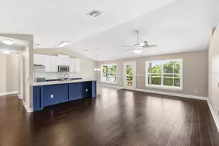 1051 Stationside Dr, Oakland, FL 34787 - Photo 12