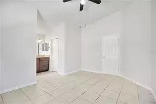 10021 Cypress Meadows Ln, Orlando, FL 32825 - Photo 14
