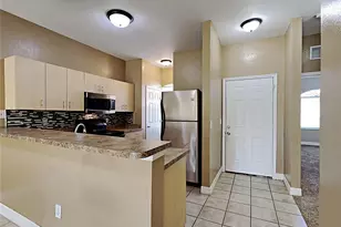 176 Ocean Bluff Dr, Poinciana, FL 34759 - Photo 4