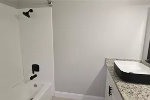 2625 Spring Valley Cir, Deland, FL 32720 - Photo 10