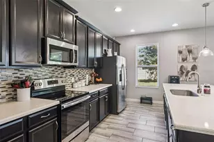 1883 Stillwood Wy, Saint Cloud, FL 34771 - Photo 10