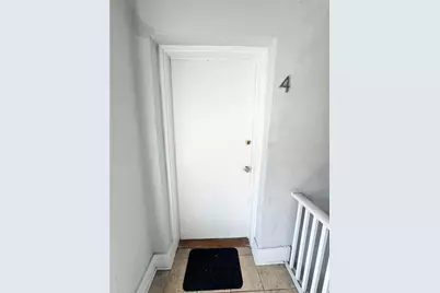 704 Cordova Drive #4, Orlando, FL 32804 - Photo 2