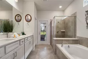 16364 St Kitts Cir, Clermont, FL 34714 - Photo 38