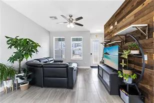 6187 Chapledale Dr, Orlando, FL 32829 - Photo 2