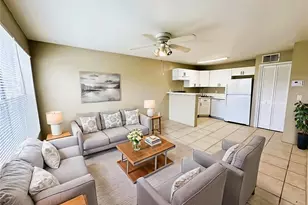 4760 Walden Cir, Orlando, FL 32811 - Photo 4