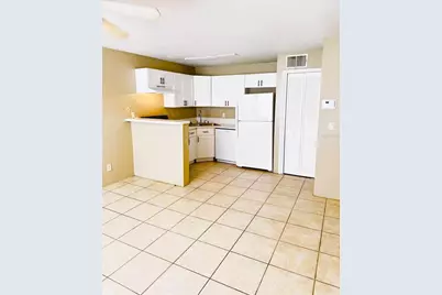 4760 Walden Circle #5-31, Orlando, FL 32811 - Photo 8