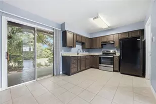 3918 Crayrich Cir, Orlando, FL 32839 - Photo 14