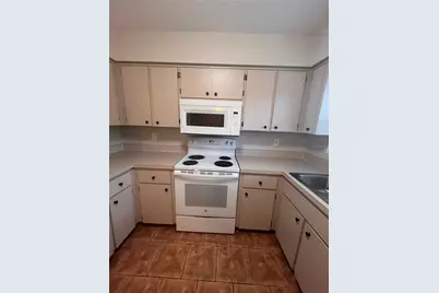 312 Deborah Avenue, Leesburg, FL 34748 - Photo 10