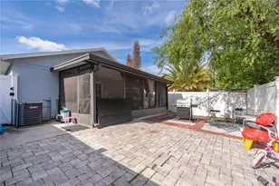 1717 Chatham Cir, Apopka, FL 32703 - Photo 18