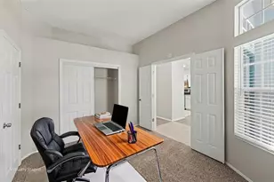 8710 Triple Oaks Rd, Temple Terrace, FL 33637 - Photo 6