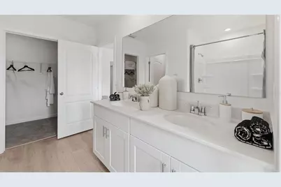 2289 Lake Preserve Circle, New Smyrna Beach, FL 32168 - Photo 14