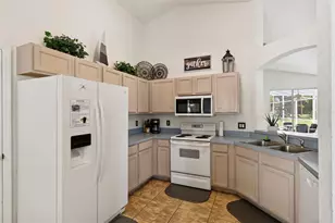 301 Troon Cir, Davenport, FL 33897 - Photo 18