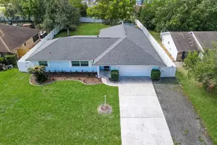 919 Sylvia Dr, Deltona, FL 32725 - Photo 2