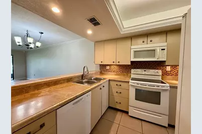 1675 S Fiske Boulevard #D114, Rockledge, FL 32955 - Photo 6