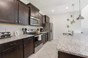 1293 Emerald Row St, Clermont, FL 34714 - Photo 10
