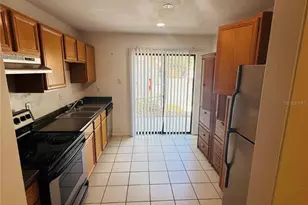 507 NW 39th Rd, Gainesville, FL 32607 - Photo 4