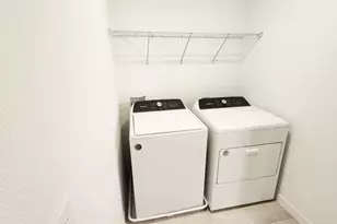 5190 Minneola Ln, Saint Cloud, FL 34772 - Photo 10