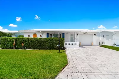 2107 SW 22nd Street, Boynton Beach, FL 33426 - Photo 2